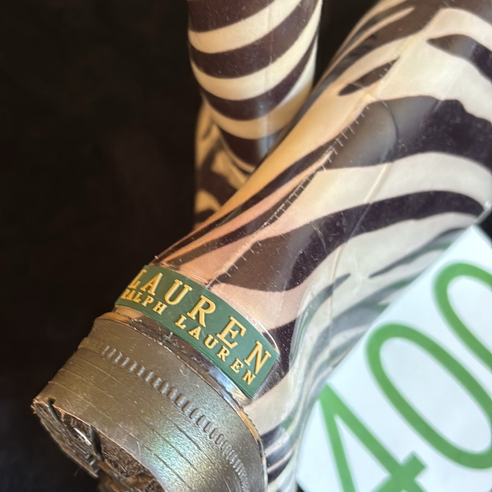 “RALPH LAUREN”rain boots sz. 6.  Brown/Beige zebra stripe.  Excellent condition. - Picture 10 of 10